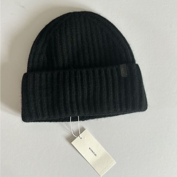 NWT Vince Knit Merino Wool & Cashmere Beanie Hat $ 165.00 - Picture 2 of 7